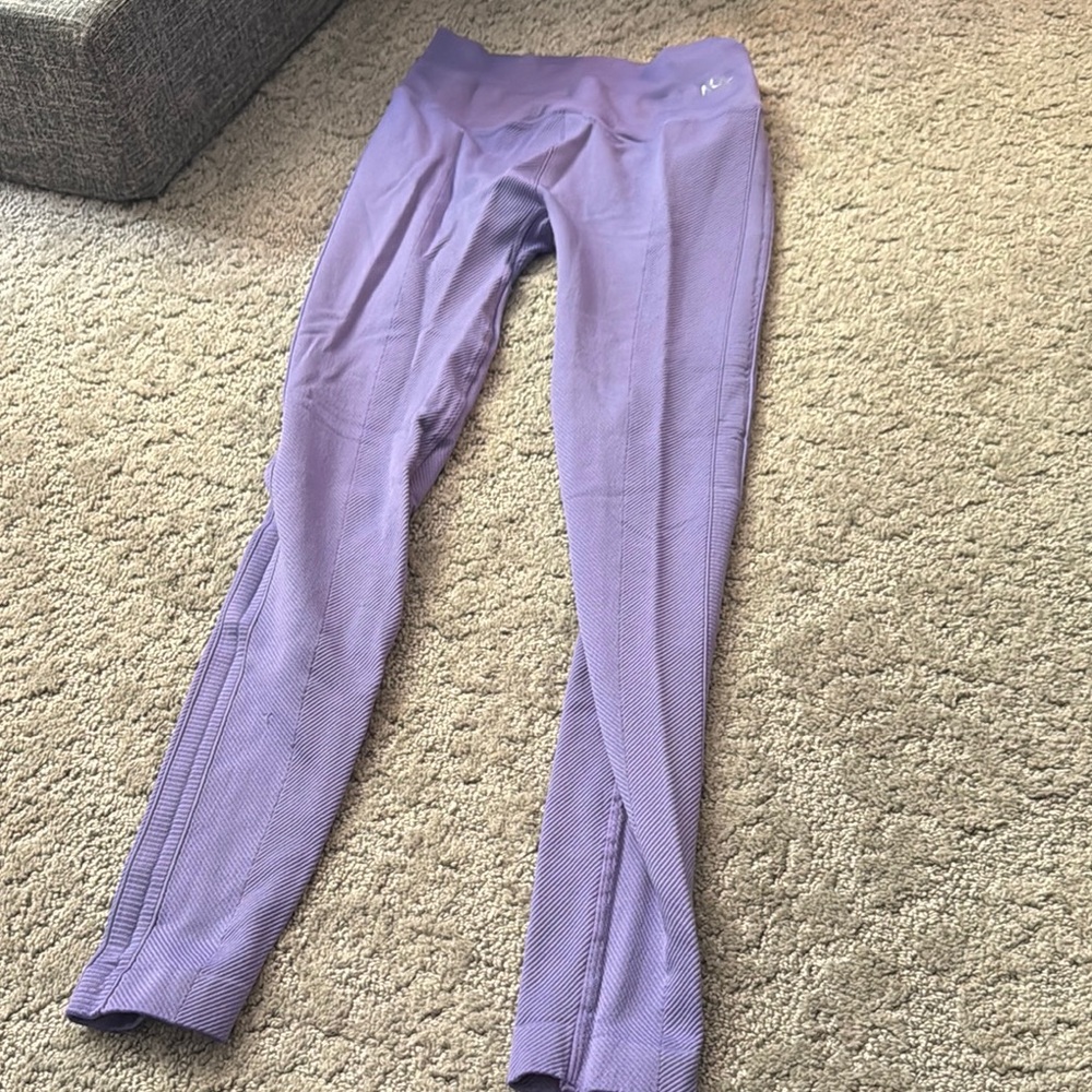 NUX Purple Leggings